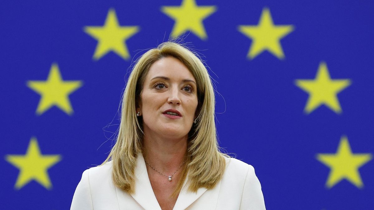 Maltská poslankyně Metsolaová se stala novou šéfkou Evropského parlamentu